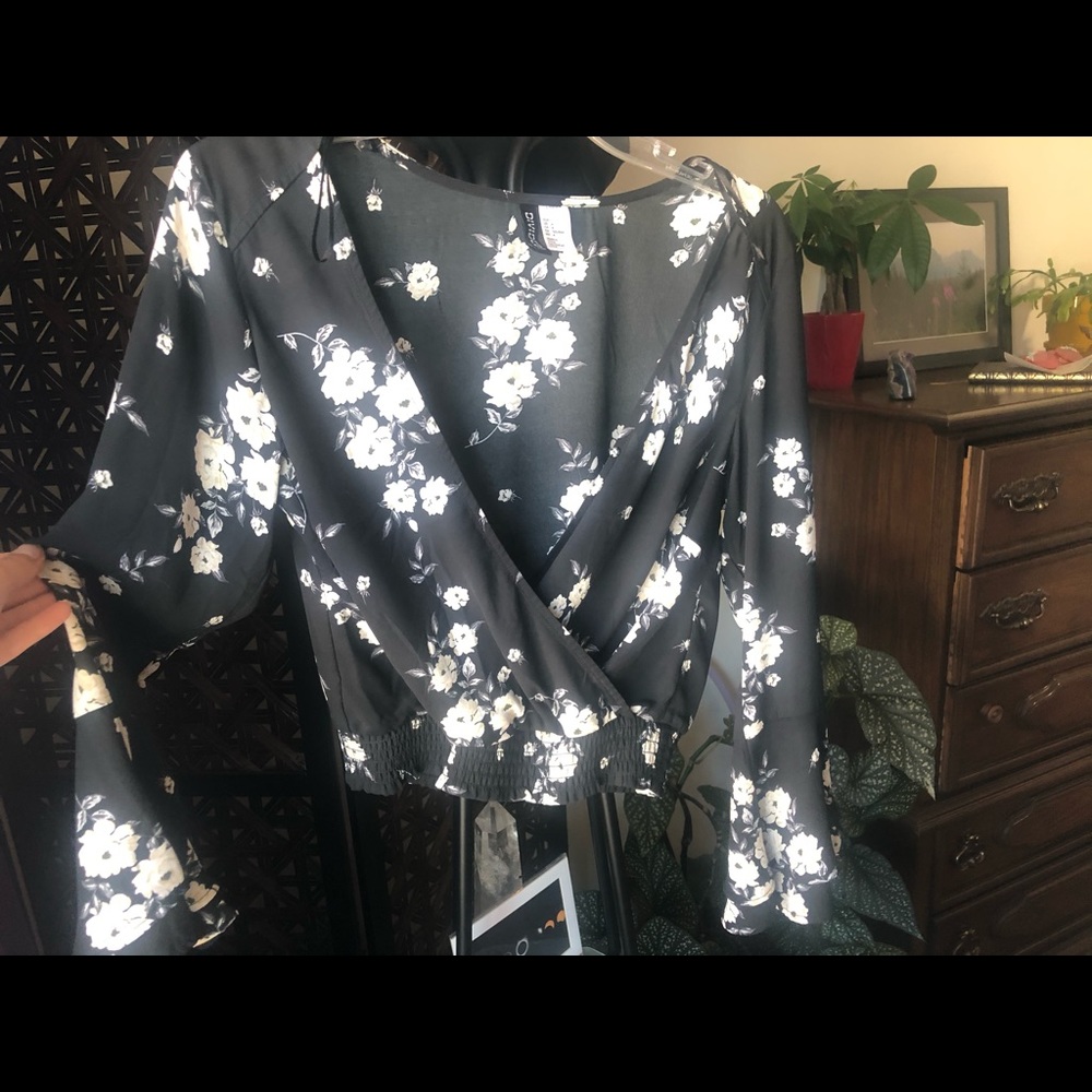 Floral cropped long sleeve with bell sleeves